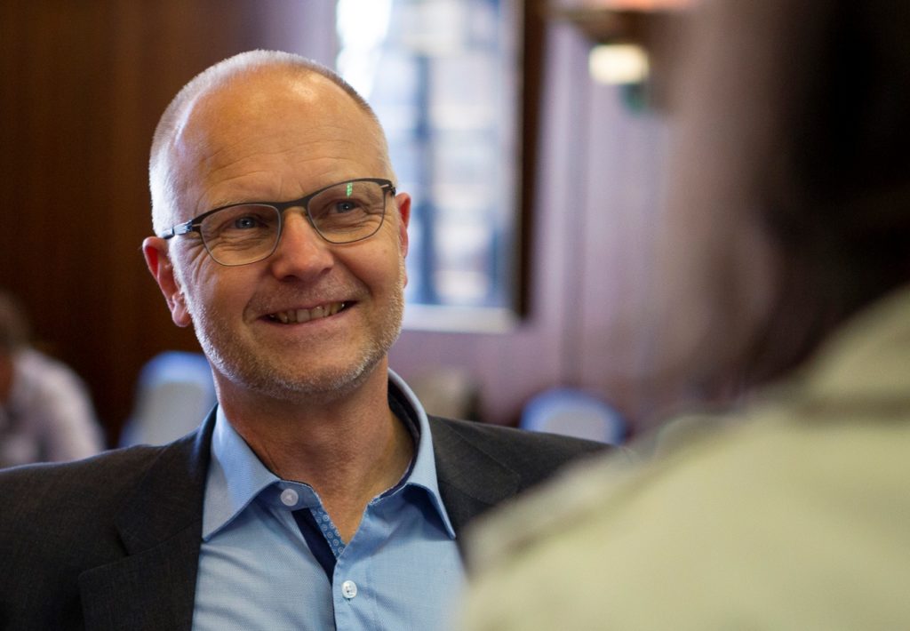 Zeigt das Bild von Stephan Großgerge